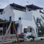 ゲストハウス Mylos Garden Livadi